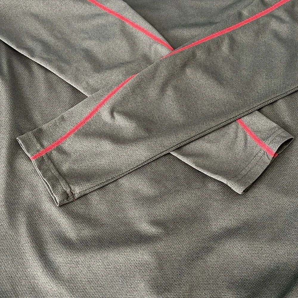 North Face Flashdry Long Sleeve TShirt Size Medium